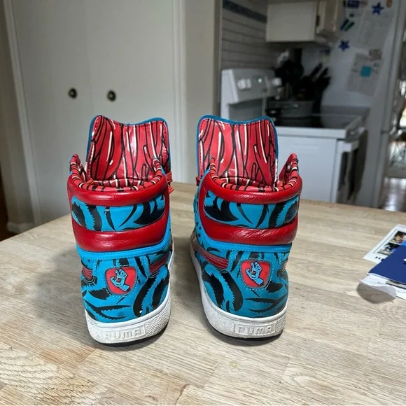 RARE!!!Santa Cruiz x Screaming Hand shoes. Size 13-13.5